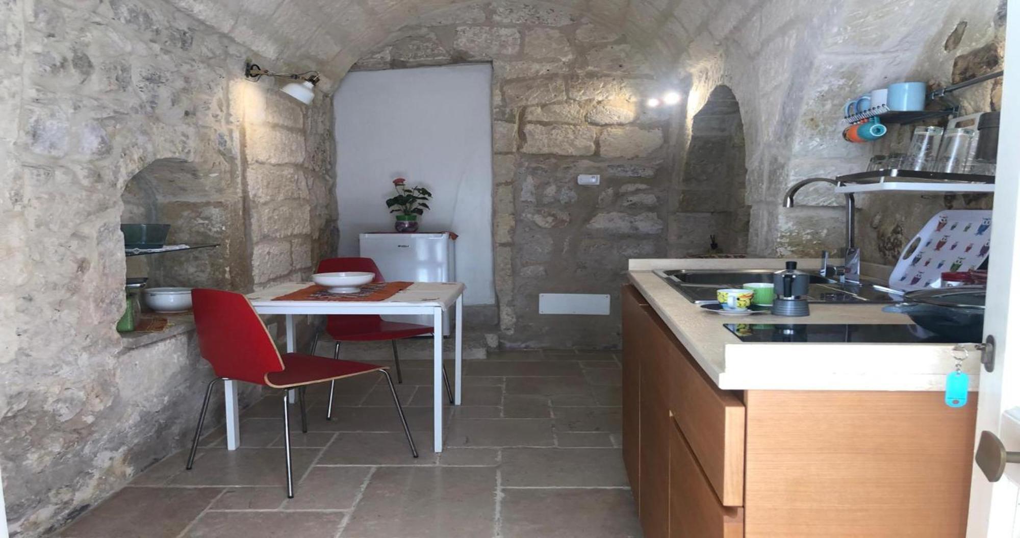 Villa Odegos Monolocali Vico Sant'Antonio à Carpignano Salentino Extérieur photo