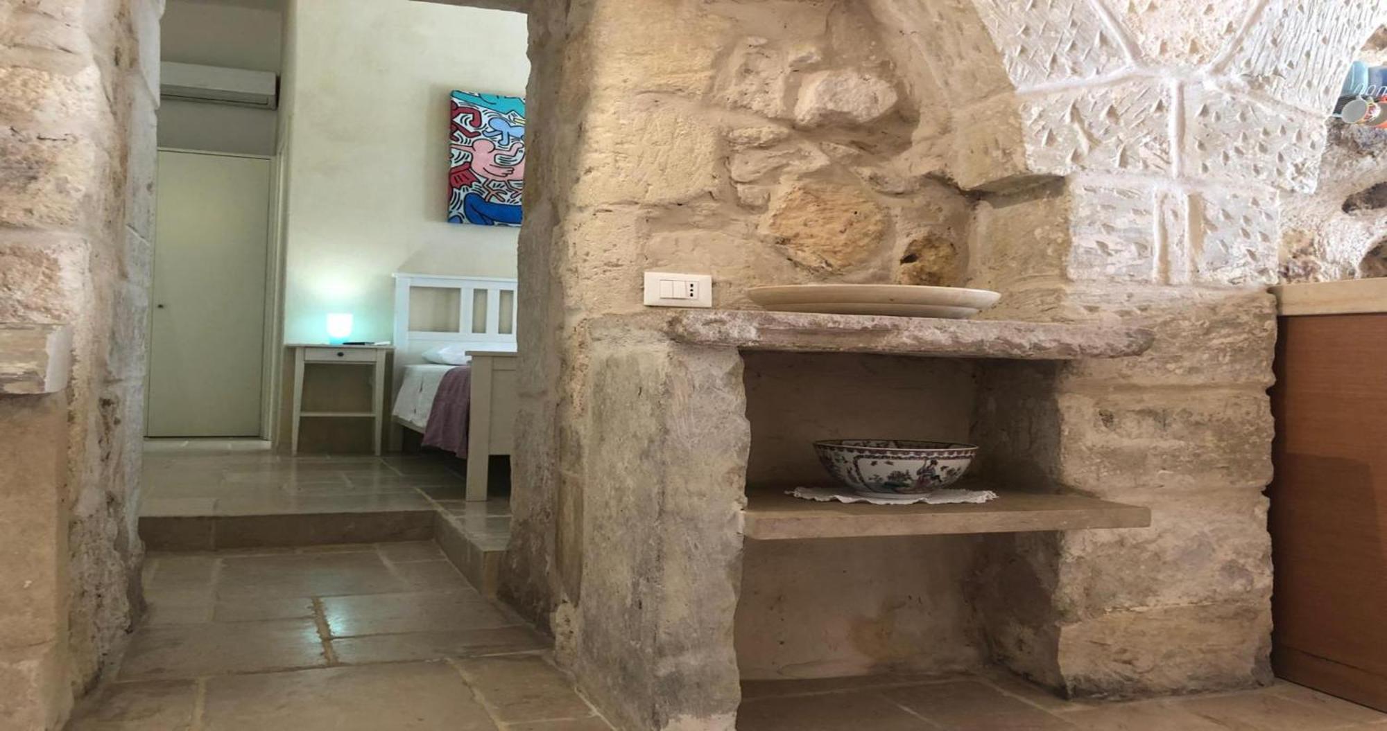 Villa Odegos Monolocali Vico Sant'Antonio à Carpignano Salentino Extérieur photo